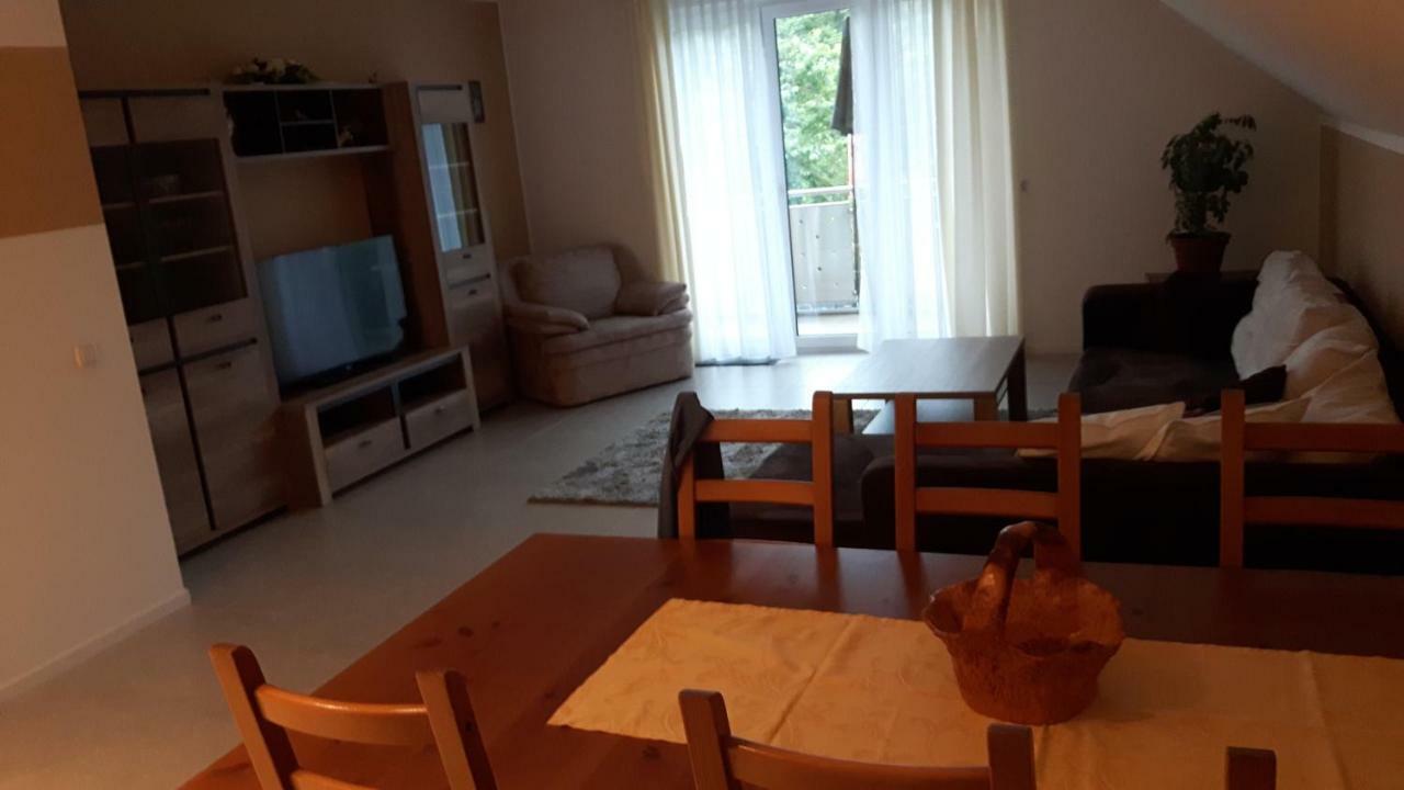 Ferienwohnung Deussen Blessem Екстер'єр фото